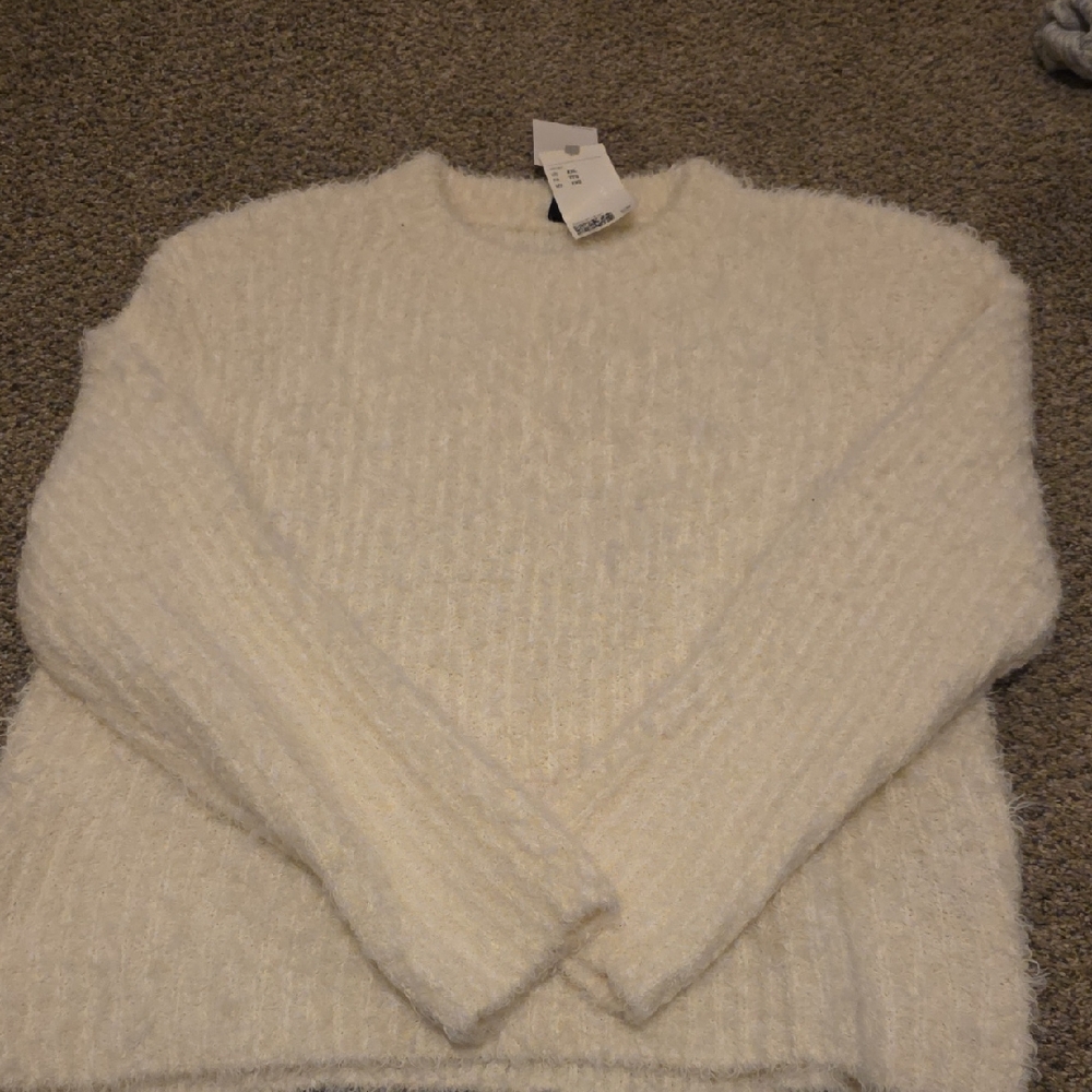Mauri Soft Cream Crew Neck Sweater